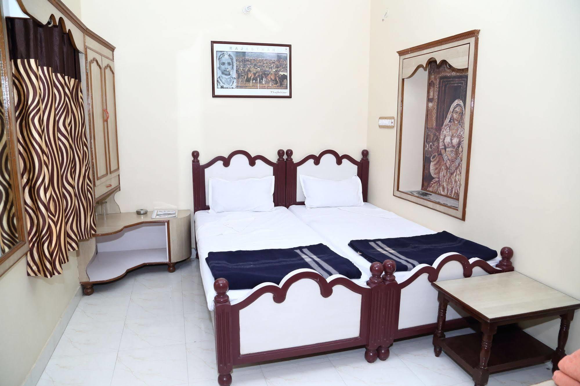 Jee Ri Haveli Hotel Jodhpur  Exterior photo