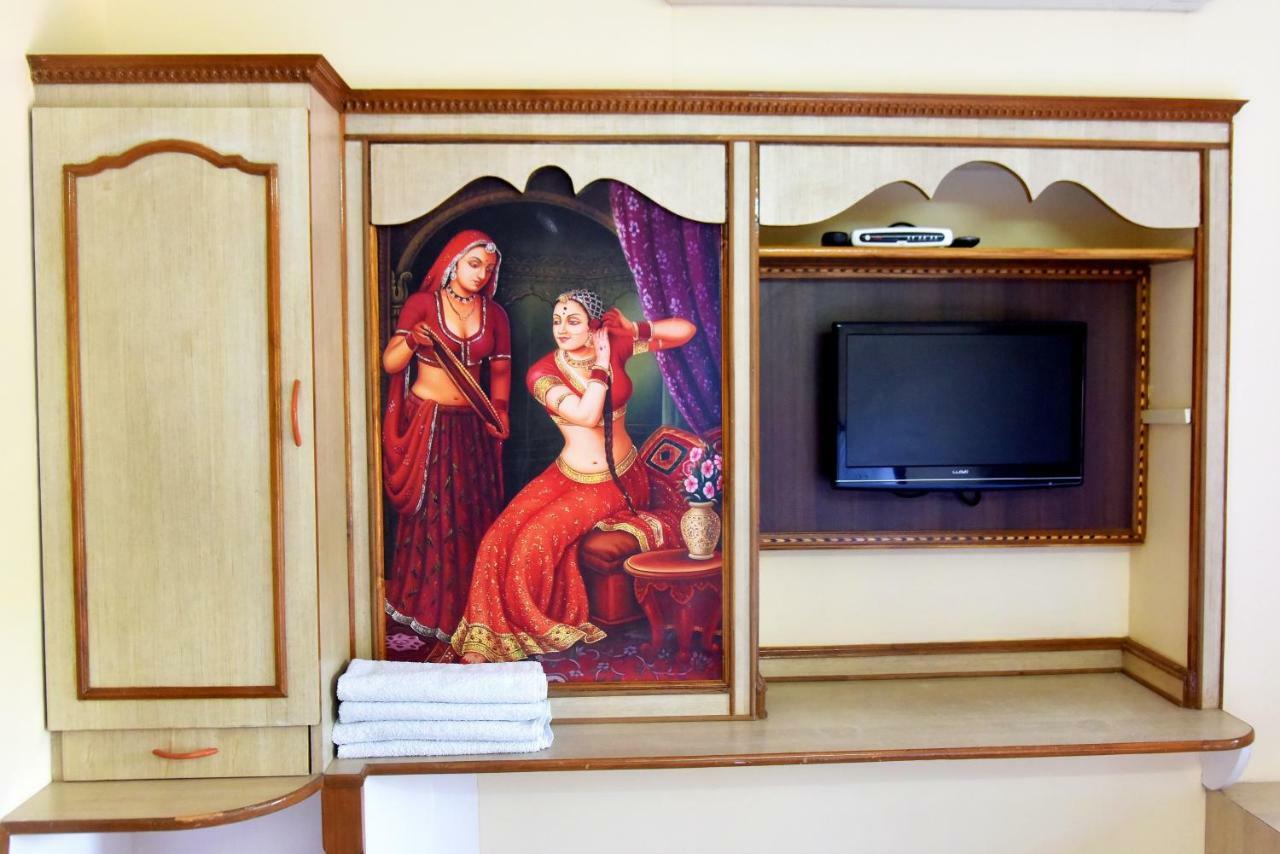 Jee Ri Haveli Hotel Jodhpur  Exterior photo